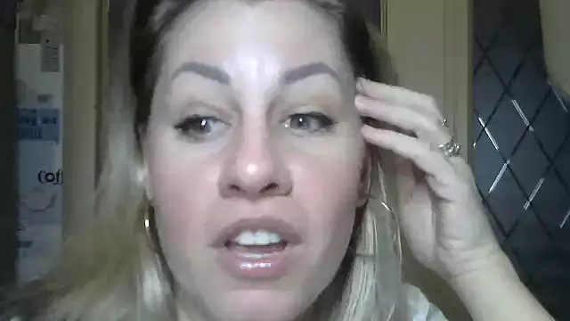 TherestlessKitty online show from 02.27.25