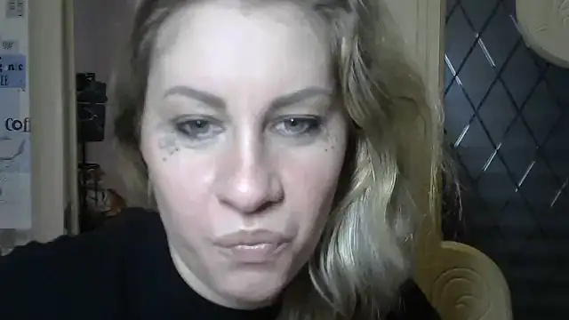 TherestlessKitty online show from 03.12.25