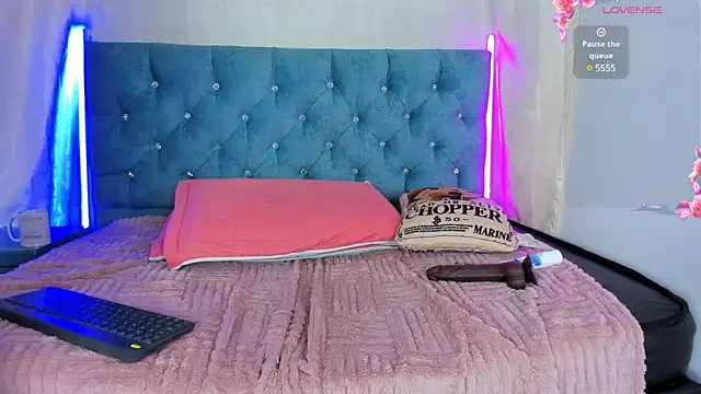 Snapshot of Samuel_Matthew chatting on 02.19.25 Samuel Matthew online show from 02.19.25