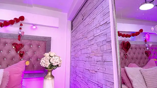 Tayzon Foxxx online show from 02.20.26