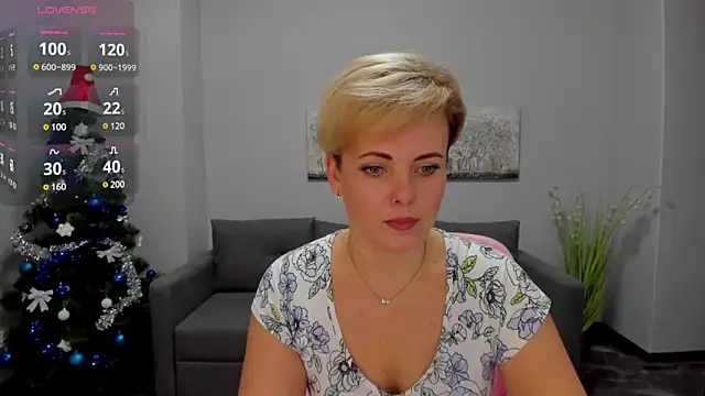 Julia Wilsone online show from 12.18.24