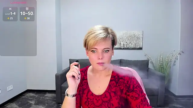 Julia Wilsone online show from 01.19.25