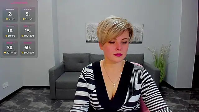 Julia Wilsone online show from 03.04.25