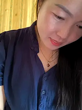 Sweetlove 77 online show from 10.18.25