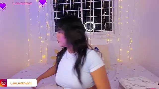 Snapshot of nicky_peyton chatting on 09.25.25 nicky peyton online show from 09.25.25