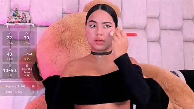 Snapshot of Marilyn-Cooper chatting on 12.27.24 Marilyn-Cooper online show from 12.27.24