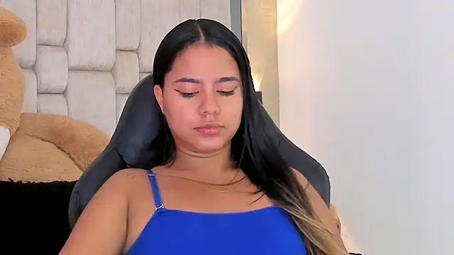 Snapshot of Marilyn-Cooper chatting on 01.23.25 Marilyn-Cooper online show from 01.23.25