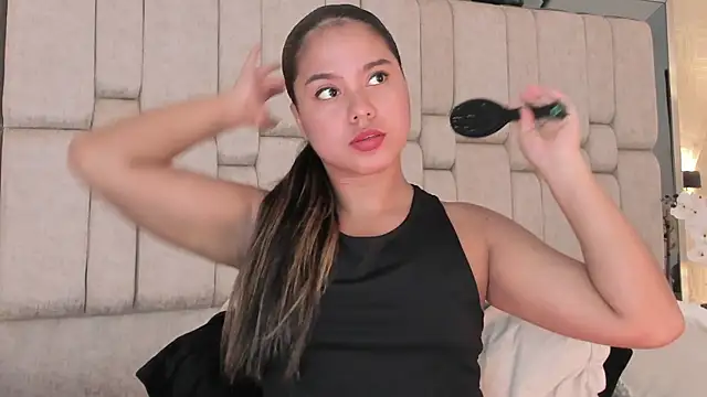 Snapshot of Marilyn-Cooper chatting on 03.03.25 Marilyn-Cooper online show from 03.03.25