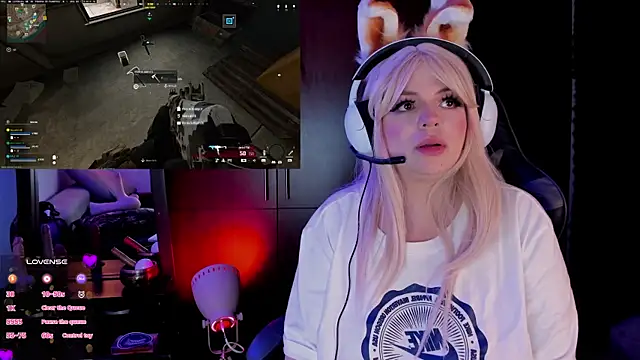 Snapshot of Irinaa_Scarlett chatting on 01.01.25 Irinaa Scarlett online show from 01.01.25