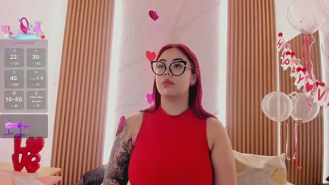 juicy led  online show from 02.14.25