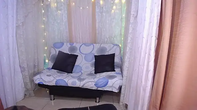 Snapshot of Ana_off_alana chatting on 03.22.25 Ana off alana online show from 03.22.25