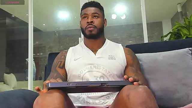 Makonneen online show from 12.24.24