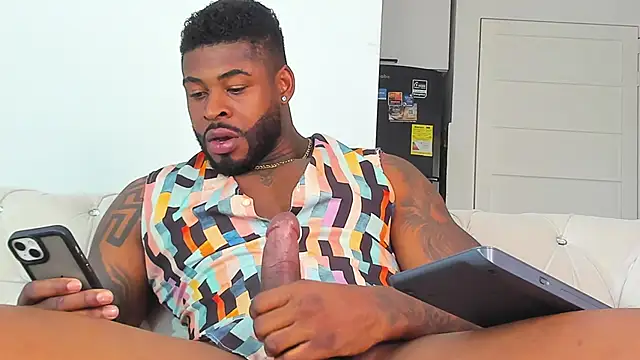 Makonneen online show from 09.15.25