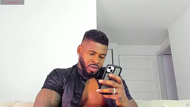 Makonneen online show from 01.07.26