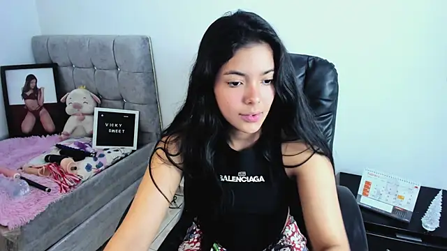 Snapshot of _Vicky_sweet chatting on 02.24.25 Vicky sweet online show from 02.24.25