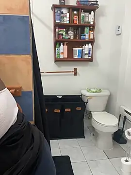 Snapshot of Goddess_Nafeesha chatting on 10.07.25 Goddess Nafeesha online show from 10.07.25