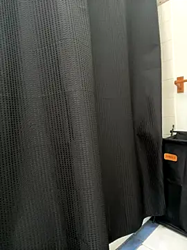 Snapshot of Goddess_Nafeesha chatting on 10.10.25 Goddess Nafeesha online show from 10.10.25