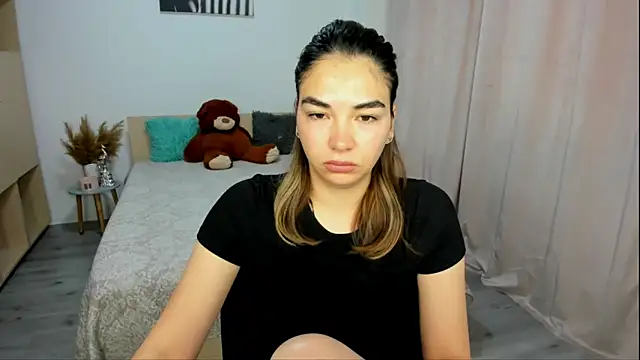 Alexa Dolly12 online show from 11.20.25