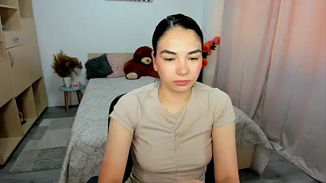Snapshot of Alexa_Dolly12 chatting on 05.09.26 Alexa Dolly12 online show from 05.09.26