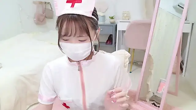 Sayuringo  online show from 02.18.25