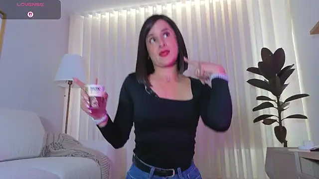 Alice milf  online show from 04.01.26