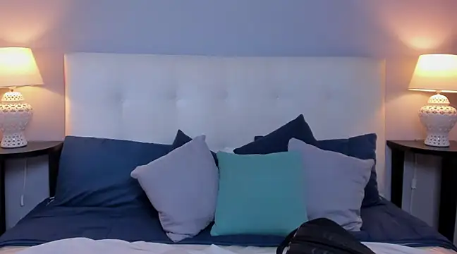 SaraaJhonsonn online show from 03.08.25