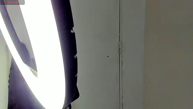 emma-hiill online show from 12.26.24