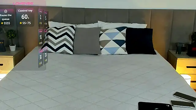 MiaBecky online show from 09.17.25