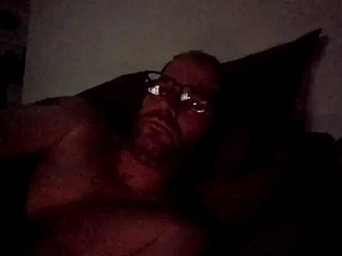 Snapshot of crazycam619 chatting on 10.26.25 crazycam619 online show from 10.26.25