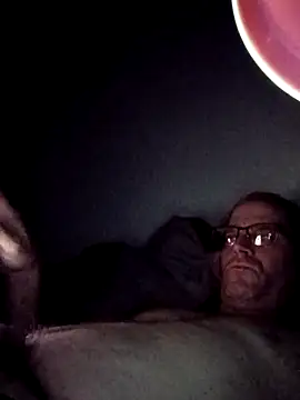 Snapshot of crazycam619 chatting on 11.10.25 crazycam619 online show from 11.10.25