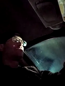 Snapshot of crazycam619 chatting on 11.21.25 crazycam619 online show from 11.21.25