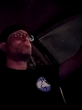 Snapshot of crazycam619 chatting on 11.22.25 crazycam619 online show from 11.22.25