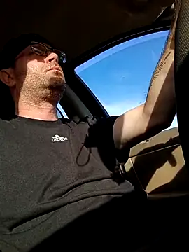 Snapshot of crazycam619 chatting on 11.26.25 crazycam619 online show from 11.26.25