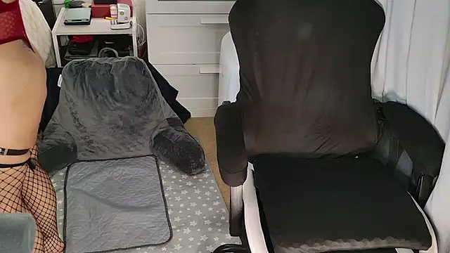 SpikedBella online show from 02.21.25