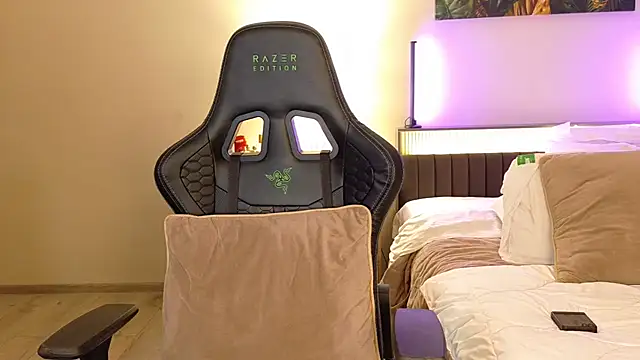 joycesilver online show from 10.03.25