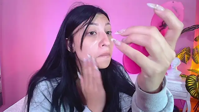 Snapshot of Nicolette_ks_ chatting on 01.11.25 Nicolette ks online show from 01.11.25