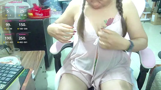 Snapshot of Jerry-Lan chatting on 04.01.26 Jerry-Lan online show from 04.01.26