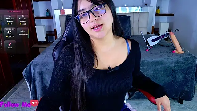 scarlleth  online show from 01.07.26