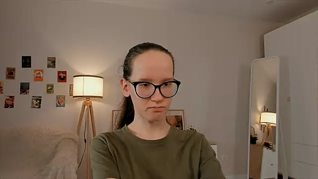 BettyBrowni online show from 03.20.25