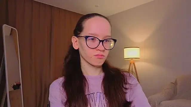 Snapshot of BettyBrowni chatting on 03.23.26 BettyBrowni online show from 03.23.26