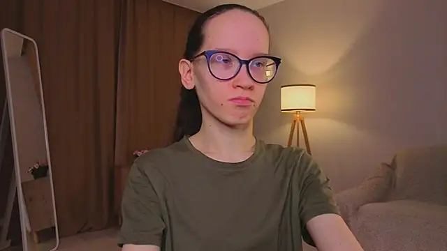 Snapshot of BettyBrowni chatting on 03.24.26 BettyBrowni online show from 03.24.26