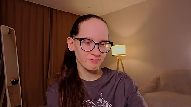 Snapshot of BettyBrowni chatting on 03.30.26 BettyBrowni online show from 03.30.26