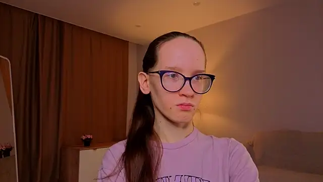 Snapshot of BettyBrowni chatting on 03.31.26 BettyBrowni online show from 03.31.26