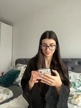 Wildberry  online show from 03.15.26