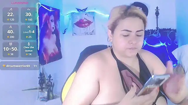 Snapshot of Charlotte_mh chatting on 10.19.25 Charlotte mh online show from 10.19.25