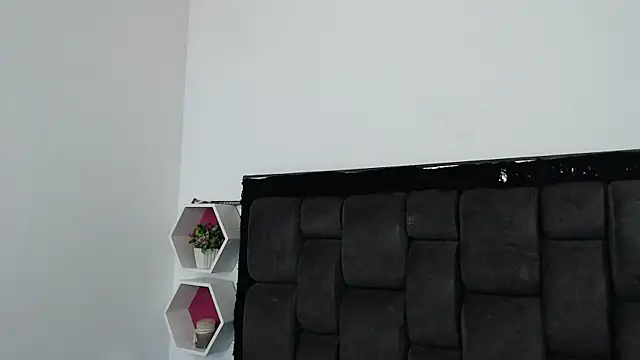 Emma Evelyn online show from 01.24.25