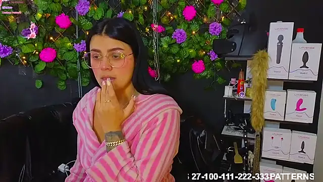 Sweett Mollyy online show from 04.21.26