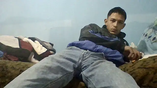 Snapshot of Leonul chatting on 03.13.25 Leonul online show from 03.13.25