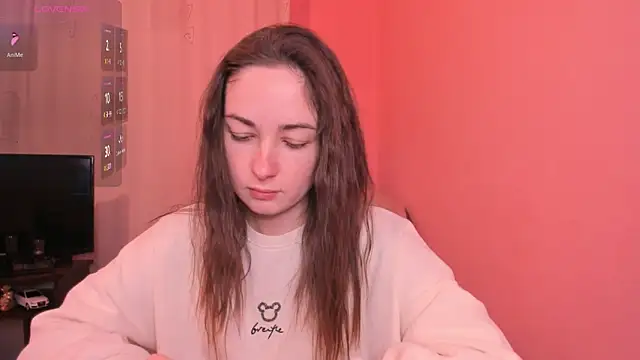 Snapshot of cClandesTina chatting on 02.15.25 cClandesTina online show from 02.15.25