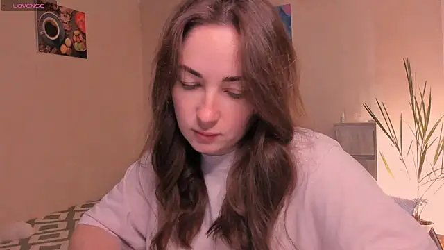 Snapshot of cClandesTina chatting on 11.22.25 cClandesTina online show from 11.22.25